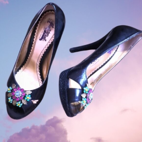 Hale Bob Shoes - Y2K Black Peep Toe Heels jeweled stilettos Pinup style size 8.5 small platform